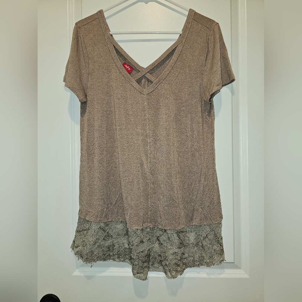 Papaya Taupe Short Sleeve V-Neck Tunic with Lace Tier Hem